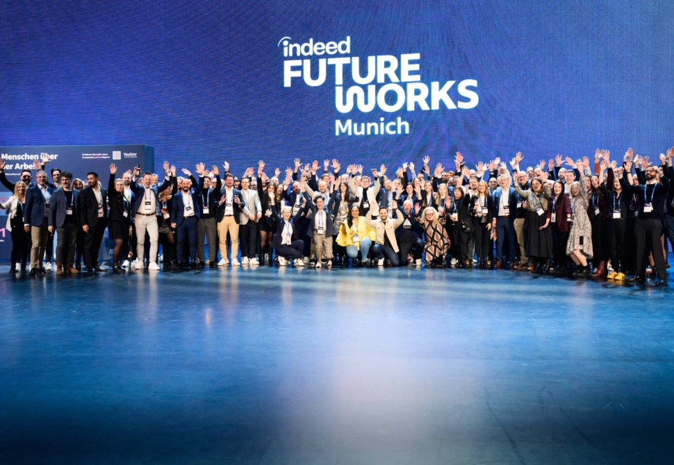 Das Indeed-Team DACH feiert den Erfolg der FutureWorks München 2024.