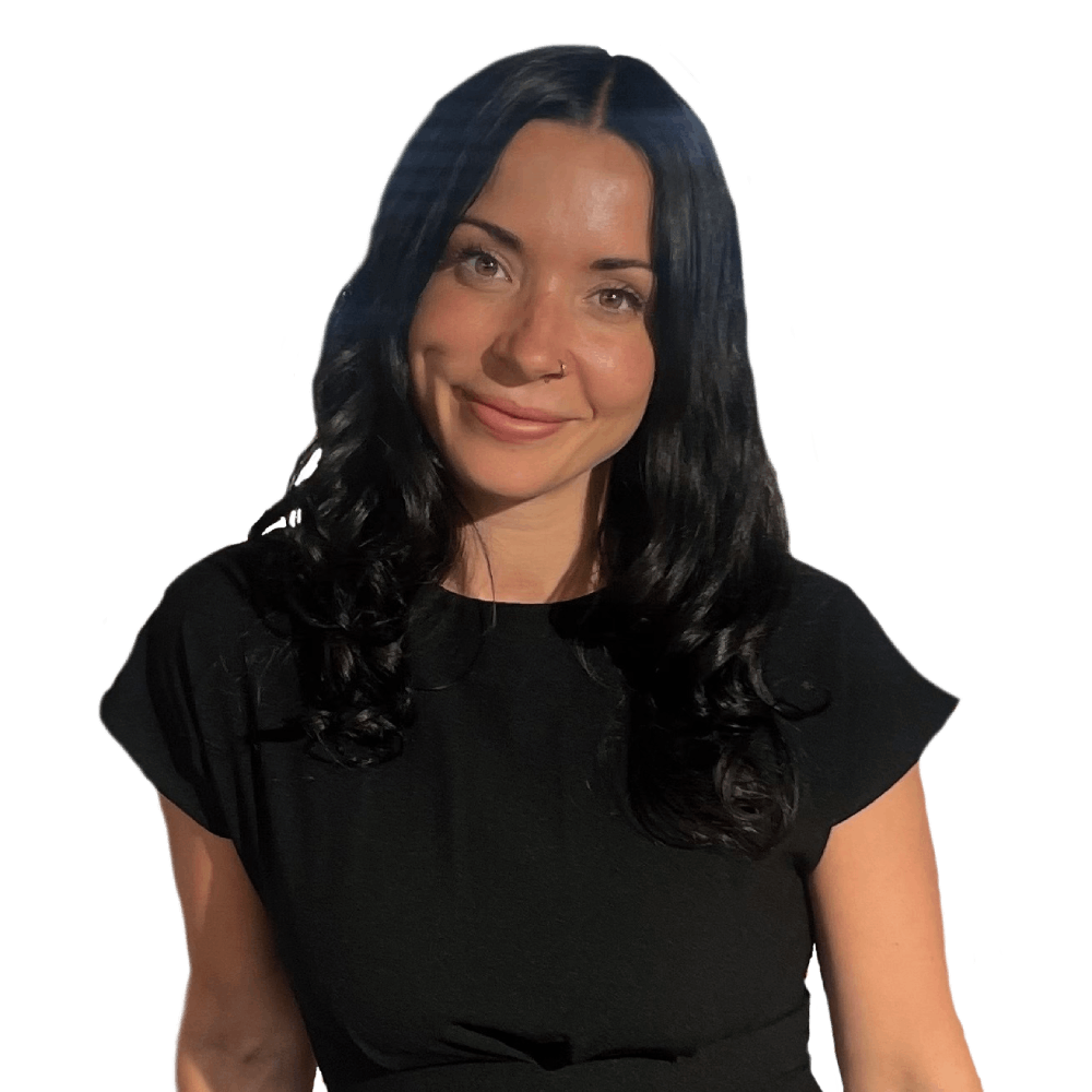 Headshot photo of Laura Grainger looking at the camera