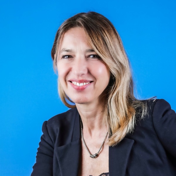 Headshot photo of Marina Fantini looking at the camera